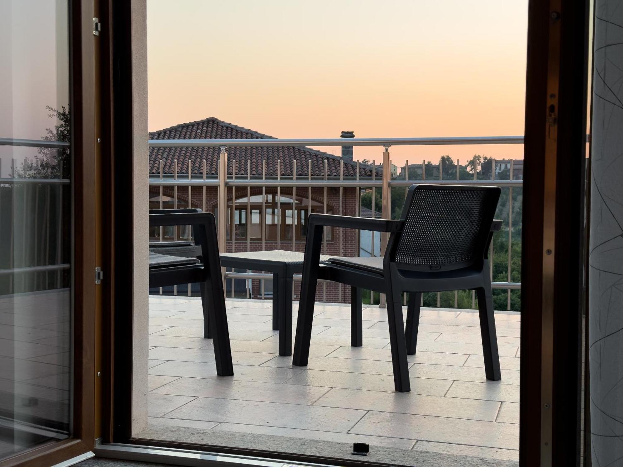 Apartmán Roero Sunset Govone Exteriér fotografie